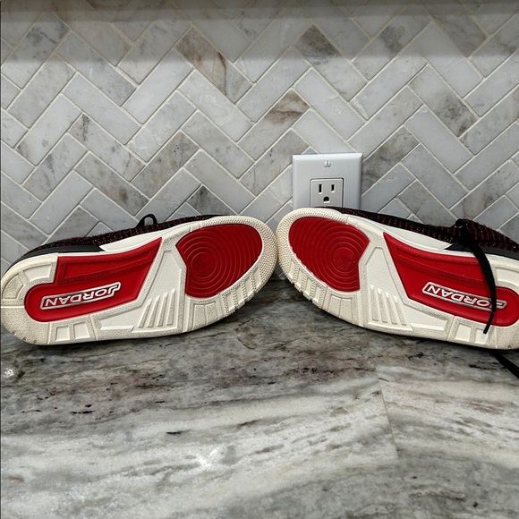 Air Jordan Terri 3 SE Awok - Picture 7 of 7